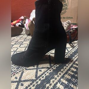 Women’s sexy boots